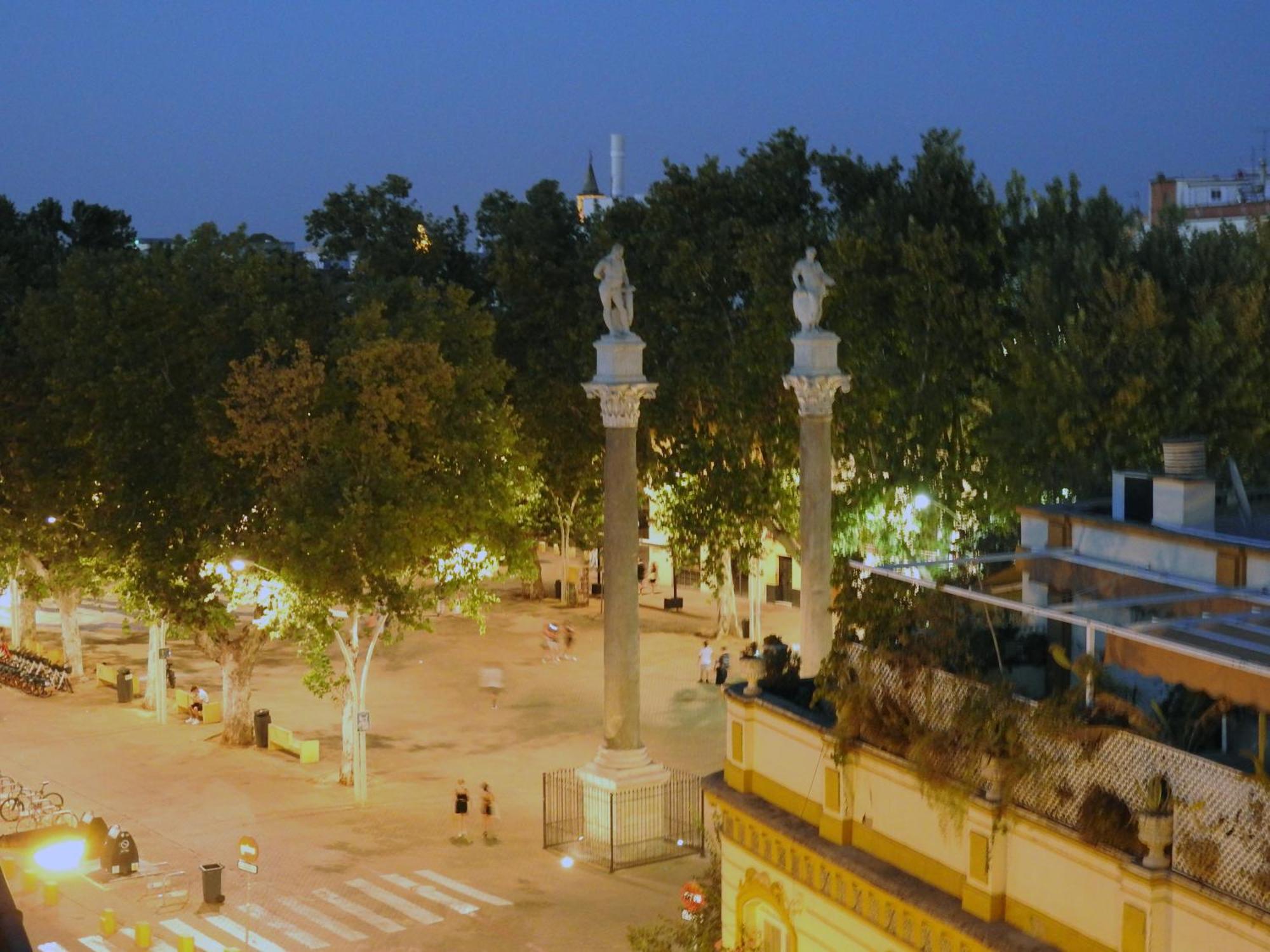 Apartamento En Sevilla Centro Con Vistas A La Plaza Alameda De Hercules - Hasta 7 Personas 외부 사진